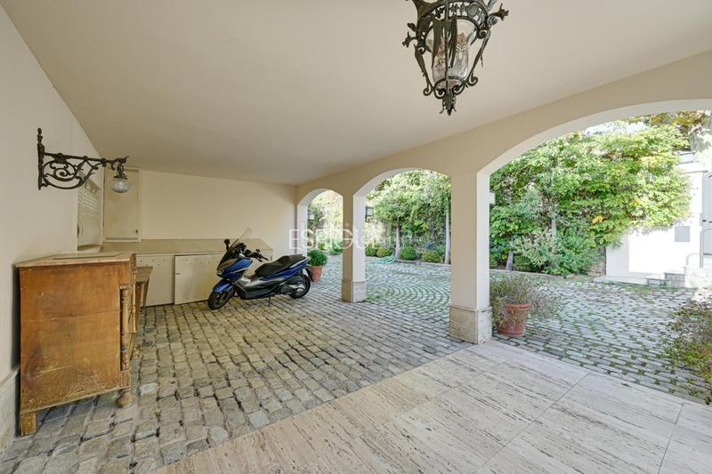 Foto d2374327-1df5-4165-acc8-0707b2116ae8. House with heating parking pool in Califòrnia-Santa Madrona Masnou (El)