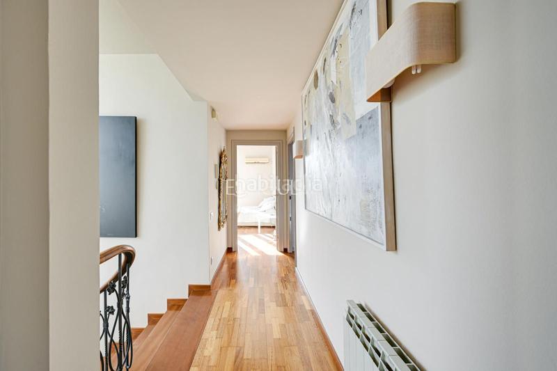 Foto f651f798-9c9b-41f6-b07a-972132b45af3. House with heating parking pool in Califòrnia-Santa Madrona Masnou (El)