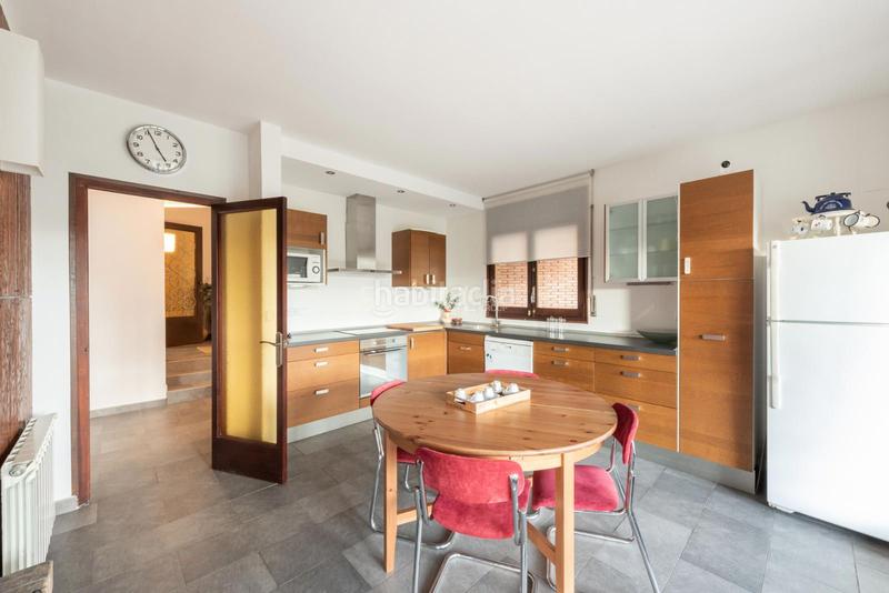 Foto 19c9bf50-ea4c-4857-b9cd-85c5dbd2d02c. Maison avec chauffage parking piscine dans Santa Maria de Palautordera