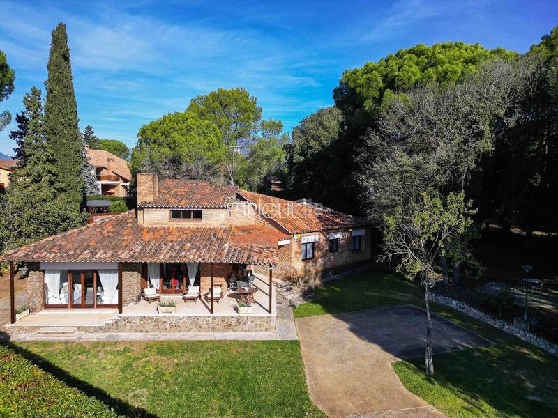 Foto 68db6e9e-5df1-422c-8604-6f5d43cf2d6f. Maison avec chauffage parking piscine dans Santa Maria de Palautordera