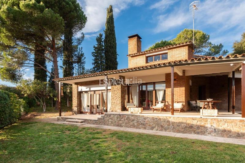 Foto 69efb2e2-3f6f-415a-9419-427711eced30. Maison avec chauffage parking piscine dans Santa Maria de Palautordera