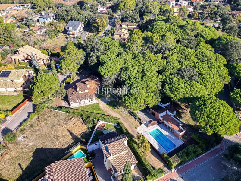 Foto 81681b2a-0410-4e08-a551-547a037f9f58. Maison avec chauffage parking piscine dans Santa Maria de Palautordera