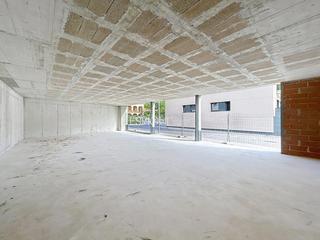 Locale commerciale in Josep Puigoriol