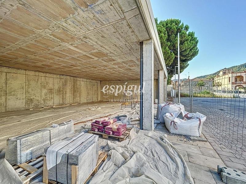 Foto b8fa0f7d-a71f-4458-abf1-c04864fd3ab7. Lloguer local comercial a josep puigoriol a Teià