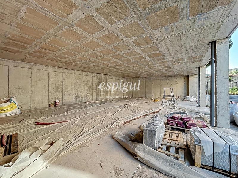 Foto c7d4e0e7-6566-4510-a82d-a34db6ac5e6d. Lloguer local comercial a josep puigoriol a Teià