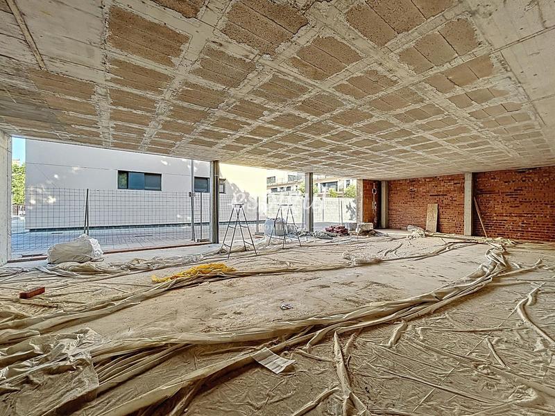 Foto e4f4ba8e-a401-4742-ba29-0f102a471166. Lloguer local comercial a josep puigoriol a Teià