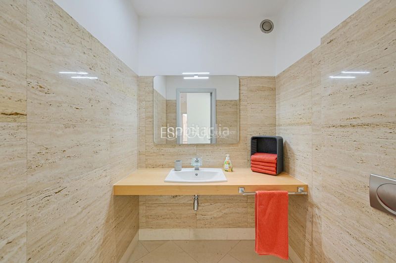 Foto f0ea6a37-2836-4c75-8658-9237d64c3509. Affitto casa con riscaldamento parcheggio piscina in Cabrils