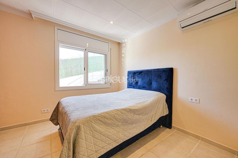 Foto 4991b10c-c878-4191-acb5-4623b980abe0. Casa amb calefacció aparcament piscina a Santa Susanna