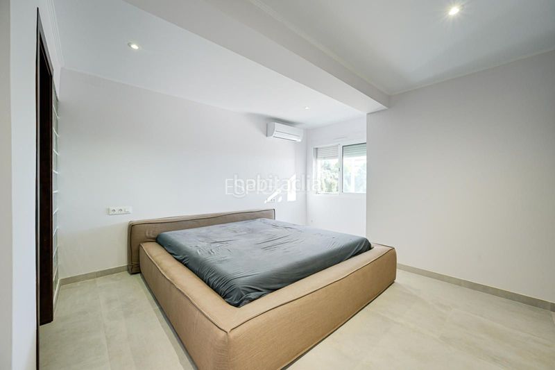 Foto 57c67914-6770-47c4-8804-304a7f432901. Casa amb calefacció aparcament piscina a Santa Susanna