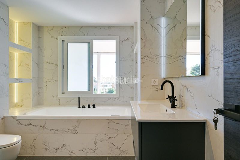 Foto 628a7eab-7109-4f0d-9ed1-1a3d72db33ae. Casa amb calefacció aparcament piscina a Santa Susanna