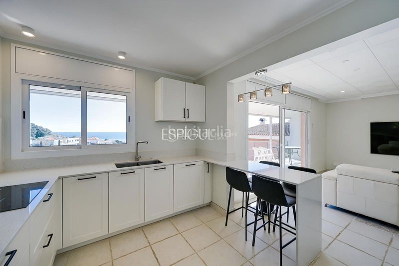 Foto a9e79fb9-61c3-4117-a1f6-51bd11f2bd82. Casa amb calefacció aparcament piscina a Santa Susanna