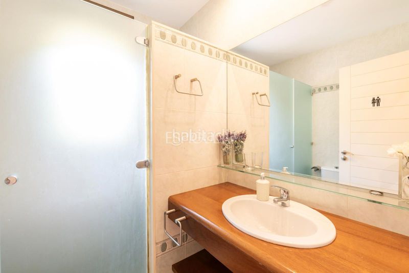 Foto 4dd034ed-e25f-4460-90de-a77244e894db. Casa amb calefacció aparcament piscina a Sant Feliu de Codines