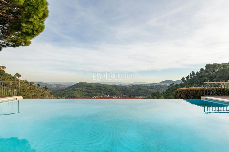 Foto 80446284-bdd3-46a7-8e6d-174f0a83cba3. Casa amb calefacció aparcament piscina a Sant Feliu de Codines