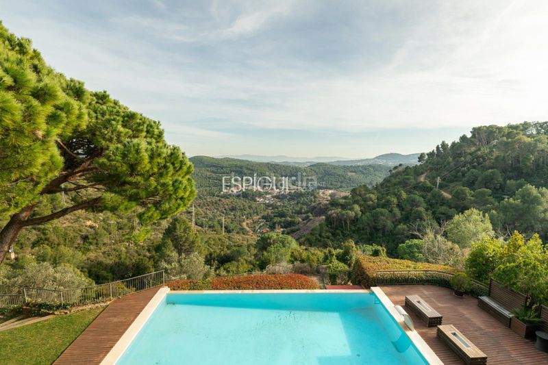 Foto ba92260f-041b-439c-aef9-a4b29db52920. Casa amb calefacció aparcament piscina a Sant Feliu de Codines