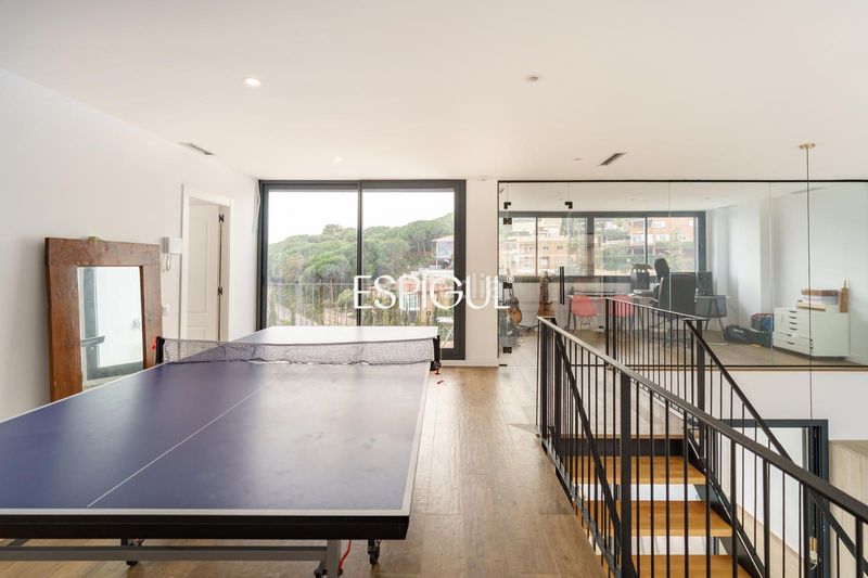 Foto 0fbafdcf-b2e5-4bc1-8136-a9f25e61d329. Casa amb calefacció aparcament piscina a Premià de Dalt