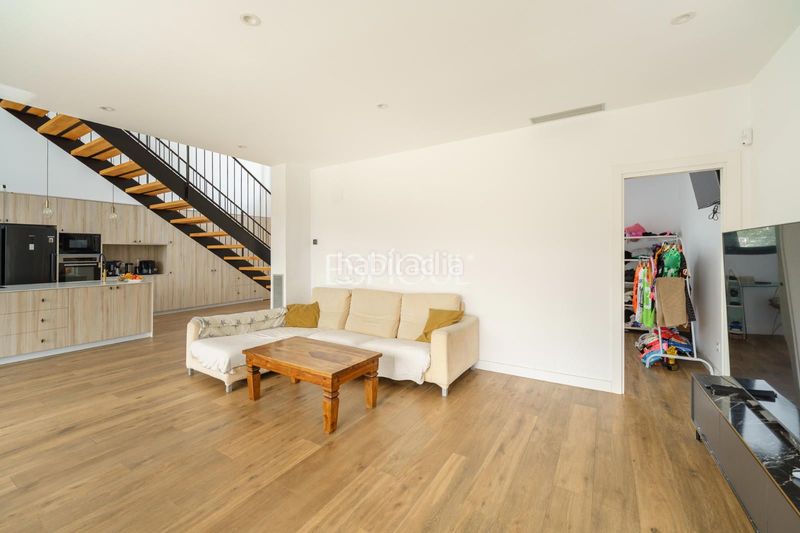 Foto 65e2d1cc-a2e6-487a-906b-34c4fc4772c7. Casa amb calefacció aparcament piscina a Premià de Dalt