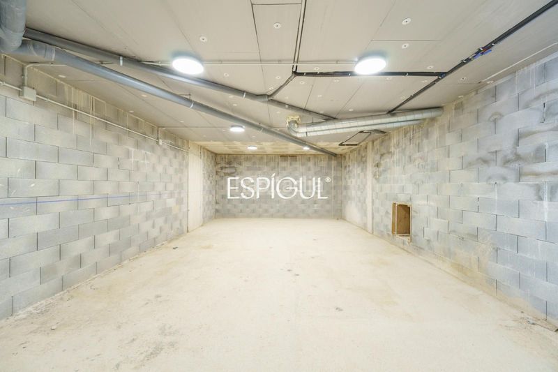 Foto dcc493ee-3cf6-42ae-a019-61947eb4916e. Casa amb calefacció aparcament piscina a Premià de Dalt