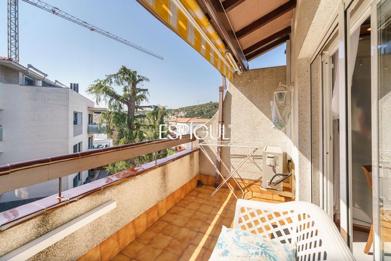 Foto 254e9aa2-bd3e-4d7d-90ad-09959c8e13c5. Casa adossada amb calefacció aparcament piscina a Tiana