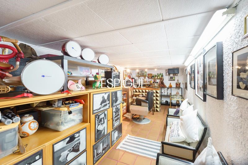 Foto 2d6b3ee6-b0f6-41ad-b181-7e06184ff3cd. Casa adossada amb calefacció aparcament piscina a Tiana