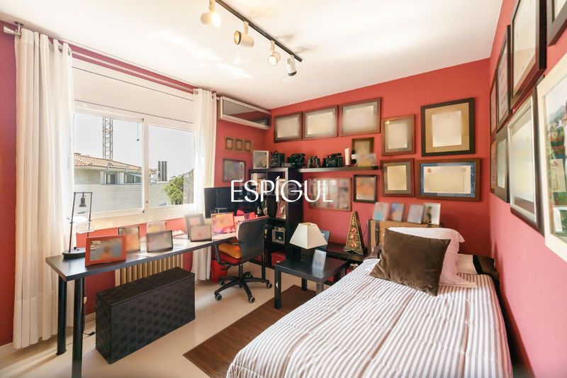 Foto 55fb2517-3310-4338-a149-bc6900a14355. Casa adossada amb calefacció aparcament piscina a Tiana