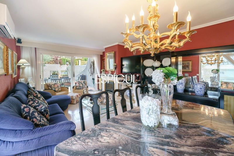 Foto 8cb86207-5bb1-411b-b8e7-36893f9de7f8. Casa adossada amb calefacció aparcament piscina a Tiana