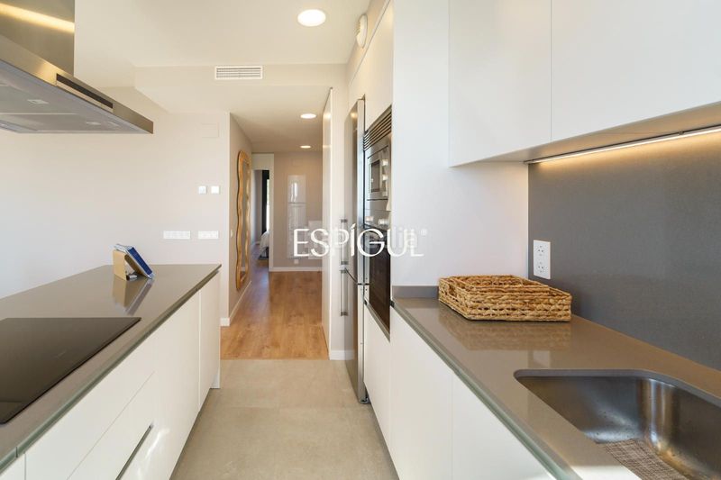 Foto 08468339-bad8-4cc8-91bd-71bb605eb14b. Àtic amb calefacció aparcament piscina a Montgat