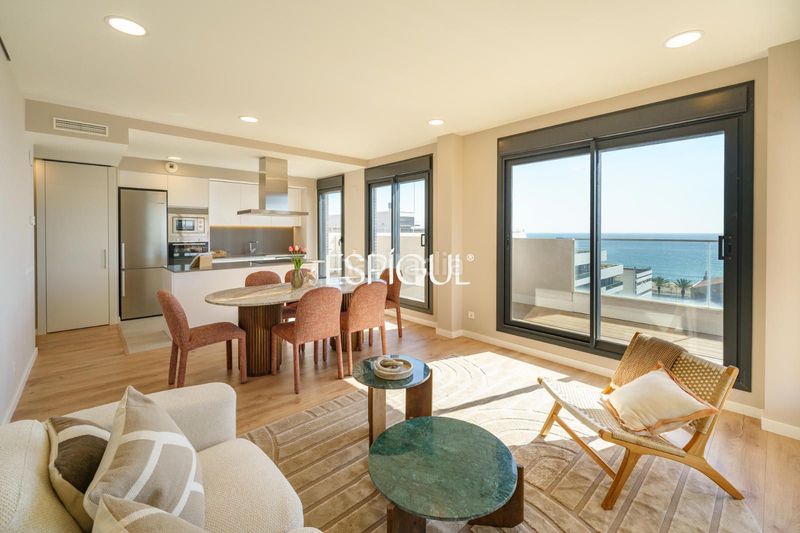 Foto 7f305e9b-806c-4fdf-ab51-9c11aa623ff4. Àtic amb calefacció aparcament piscina a Montgat