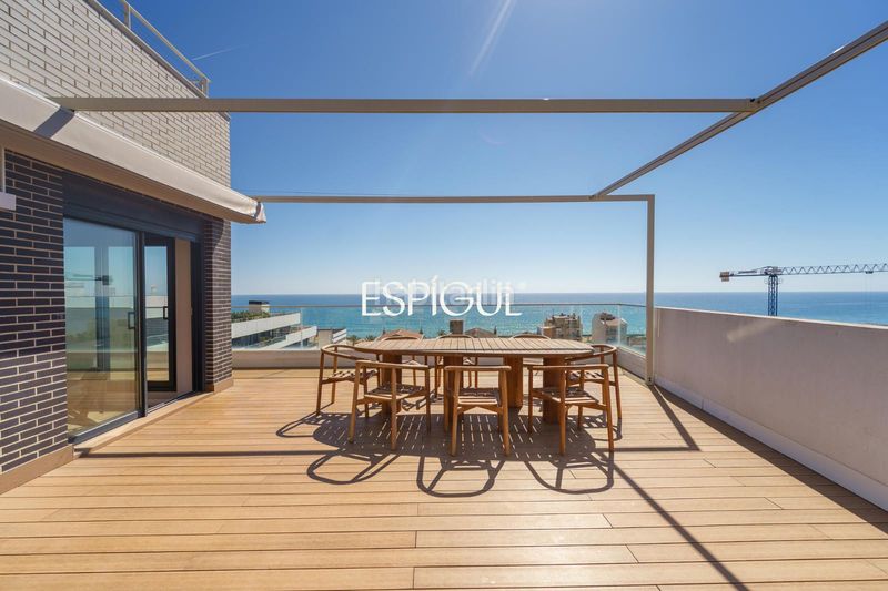 Foto c6e21538-5f13-4d1d-9c7f-67ce94818af5. Àtic amb calefacció aparcament piscina a Montgat