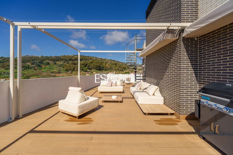 Foto cd603017-5f95-43e0-acee-36852f8e262a. Àtic amb calefacció aparcament piscina a Montgat