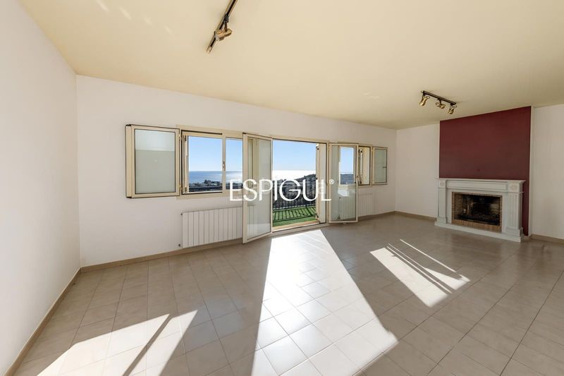 Foto dc7cbf09-6cad-4a3e-991e-6ef961c8f1c5. Casa amb calefacció aparcament a Alella