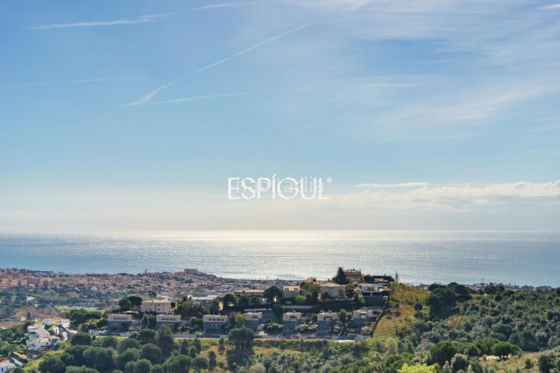 Foto eeb0ea99-1fbe-4115-bd6b-0e1df314ca09. Casa amb calefacció aparcament a Alella
