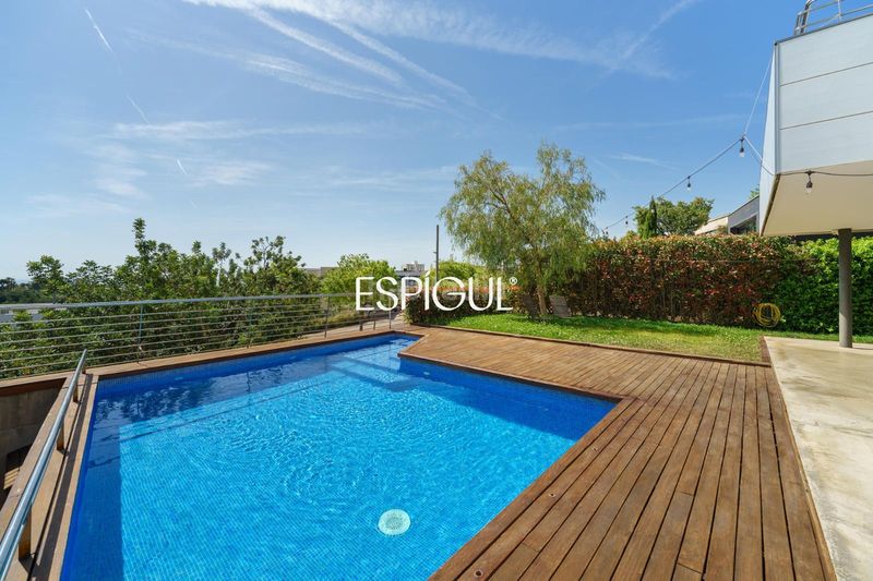 Foto 13b0664e-0509-4940-bcfa-deb03abded46. Casa amb calefacció aparcament piscina a Teià