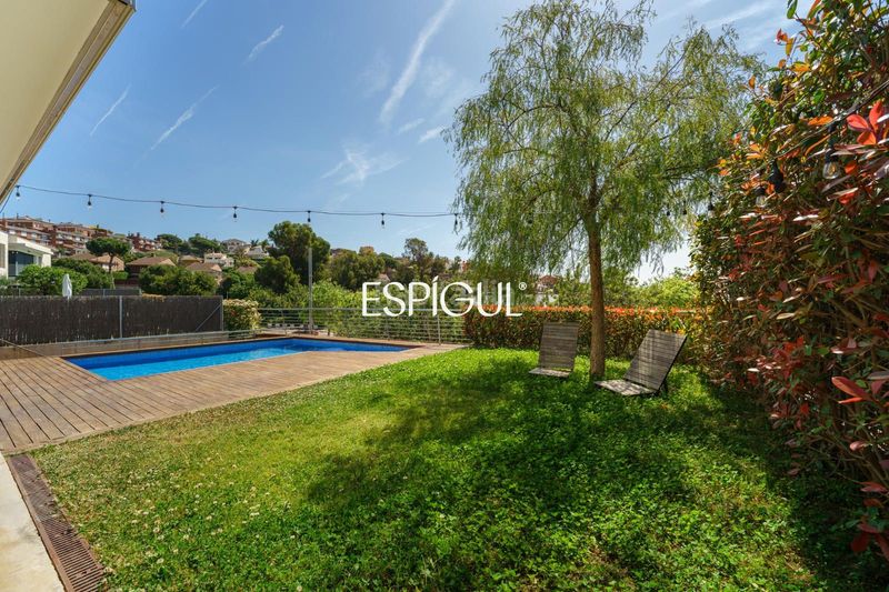 Foto ebe66f87-a97e-49cb-9104-17e00bf15c2f. Casa amb calefacció aparcament piscina a Teià