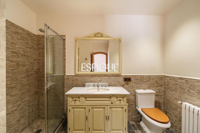 Foto 1d6eb912-22cb-4746-9924-43b46055c632. Casa amb calefacció aparcament piscina a Cabrera de Mar