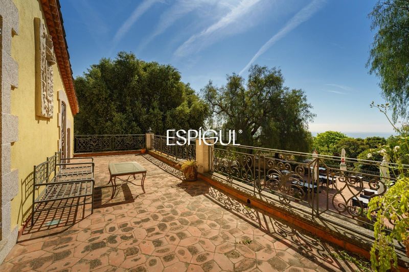 Foto 6dbb32bc-4967-421b-bbda-89d136bb60dd. Casa amb calefacció aparcament piscina a Cabrera de Mar