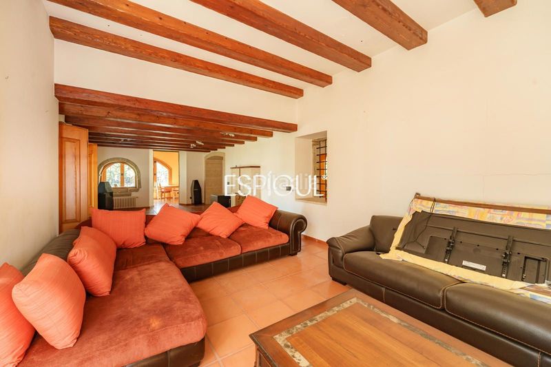 Foto 7dd5e7ad-d78a-4754-b9e9-e47e386d7caf. Casa amb calefacció aparcament piscina a Cabrera de Mar