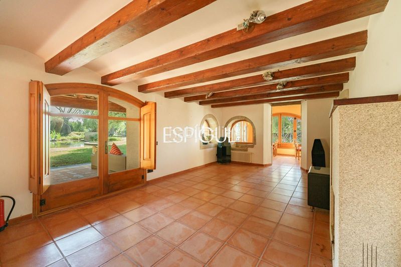 Foto 9780105e-1a31-4eda-889d-94c5302cb4b3. Casa amb calefacció aparcament piscina a Cabrera de Mar