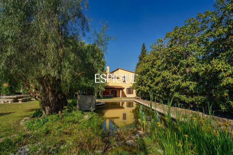 Foto d3d9ef47-94e5-4c63-95ff-0185e7b82c05. Casa amb calefacció aparcament piscina a Cabrera de Mar