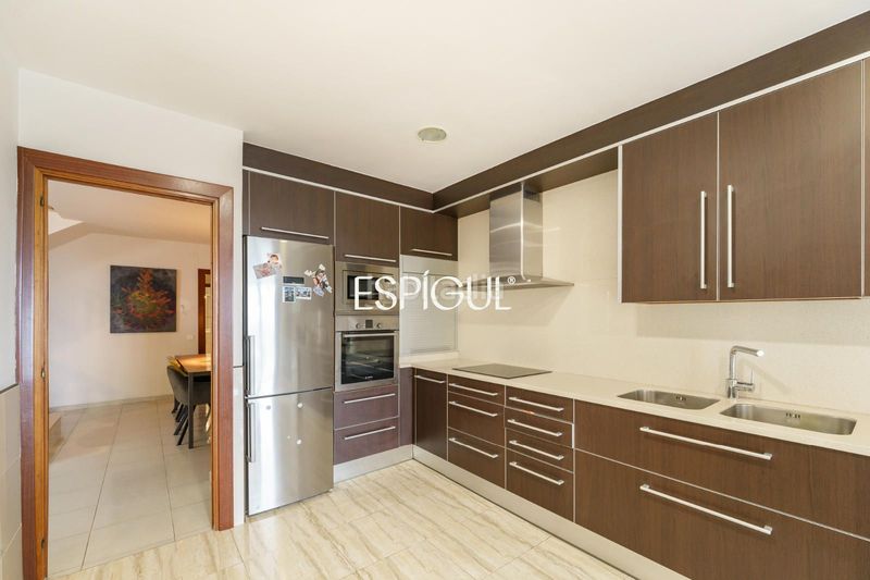 Foto 2f63ff5e-30f8-444c-88c1-ea13fedd4d17. Casa adossada amb calefacció aparcament piscina a Teià