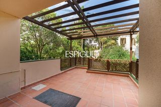 Lloguer Casa adossada  Riera de tiana. Casa adosada completamente exterior con zona comunitaria y pisci