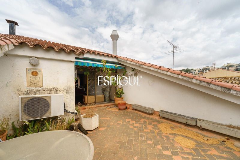 Foto 2660bd27-1301-471c-9c87-d3f85614e98a. Duplex con riscaldamento in Alella