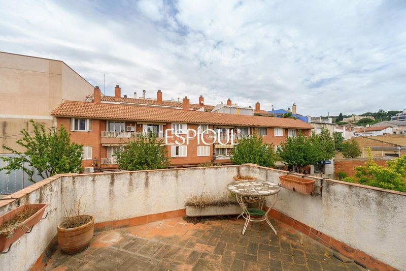 Foto 70f9ee12-3e33-4bb1-8741-0738f05f6a19. Duplex con riscaldamento in Alella