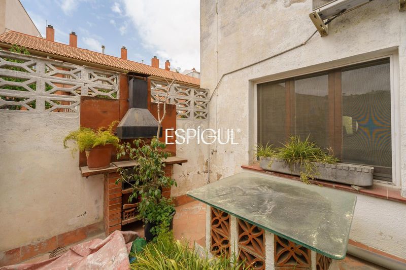 Foto 7d3eb148-ccff-4d50-9992-f5fb0bc7b5b1. Duplex con riscaldamento in Alella
