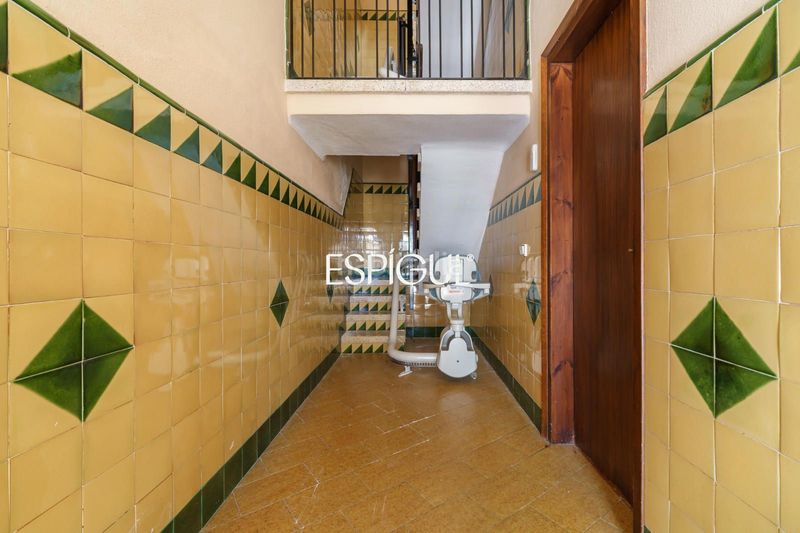 Foto a068e74e-03ef-494f-bd39-765ee0ae3165. Duplex con riscaldamento in Alella