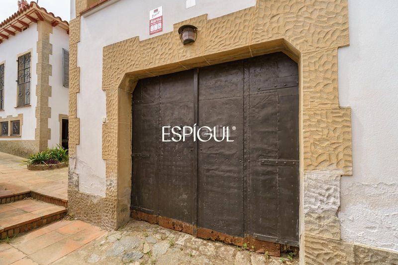 Foto c144f42e-cfbd-4e3c-a7bb-3237294beb4d. Casa amb calefacció aparcament a Alella