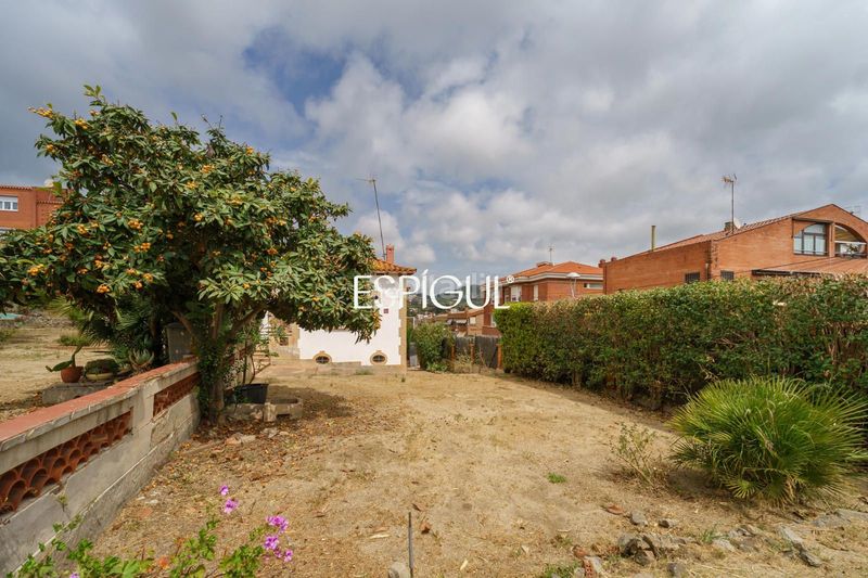 Foto cd6c4b3e-47e6-481a-91cb-20b056d7d4f9. Casa amb calefacció aparcament a Alella