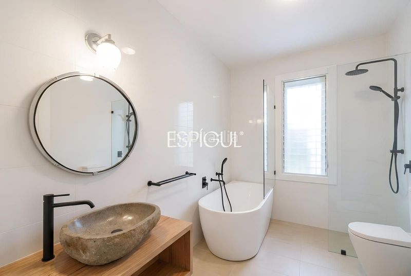 Foto d4a9b236-0465-4864-9694-ff50f4b9c073. Casa amb calefacció aparcament a Alella