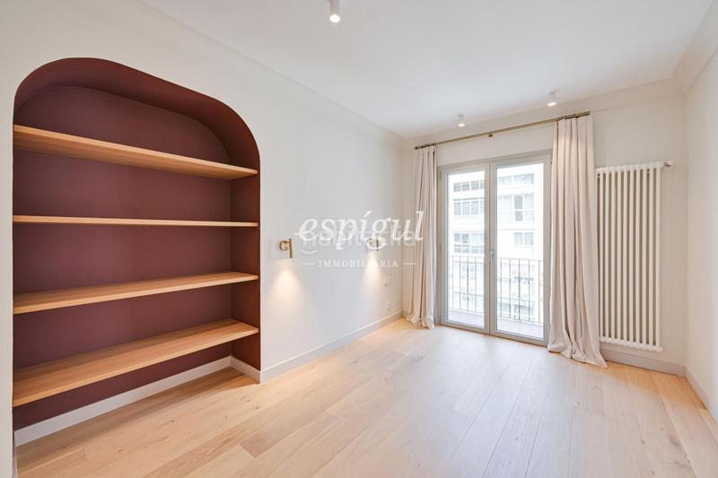 Foto 87476080-7517-4855-af5a-fde5c17f12fb. Flat with heating in Barri de les Corts Barcelona