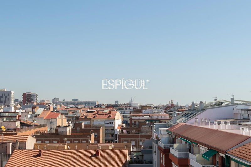 Foto a71b03b5-2e64-4a13-8f64-1862ba44f66f. Àtic amb calefacció a Sant Ramon - Maternitat Barcelona