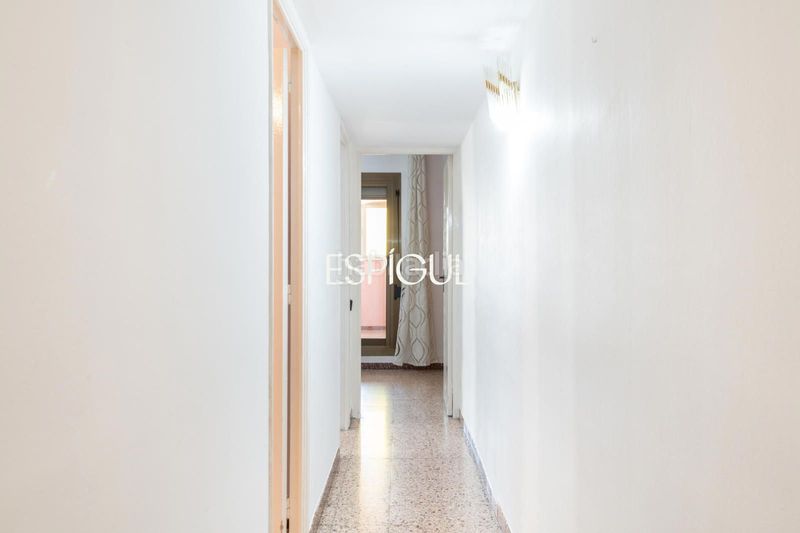 Foto c1734cc9-c3e3-4af6-aea6-270f7355c8af. Àtic amb calefacció a Sant Ramon - Maternitat Barcelona